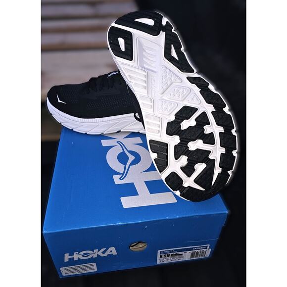 HOKA Arahi 7 - Picture 3 of 4